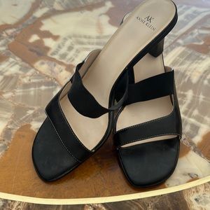 Women’s black dressy sandal.